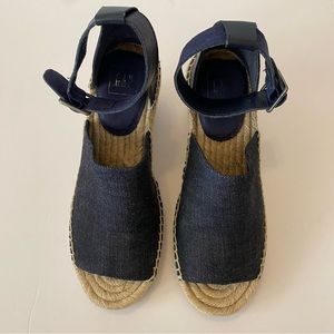 GAP Wedge Dark Blue Denim Espadrilles Sandals Open Toe  with Ankle Strap Size 8